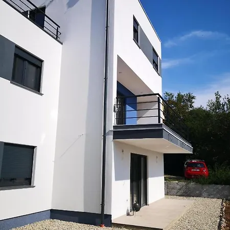 In An Urban * Kraljevica