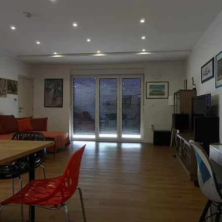 In An Urban * Kraljevica